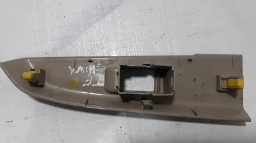 Moldura Botão Traseiro Esquerdo Hilux 13/16 C/detalhe - Imagem 5