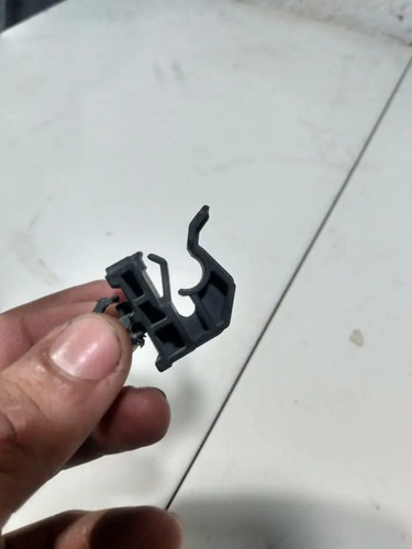 Suporte Vareta Haste Do Capo Hyundai Hb20 - Imagem 3