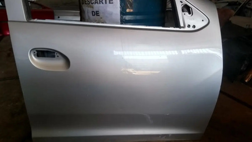 Porta Dianteira Direita Renault Sandero 2014 A 2019 Usada Cinza