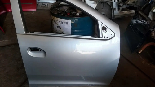 Porta Dianteira Direita Renault Sandero 2014 A 2019 Usada Cinza - Imagem 3