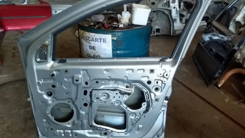 Porta Dianteira Direita Renault Sandero 2014 A 2019 Usada Cinza - Imagem 7