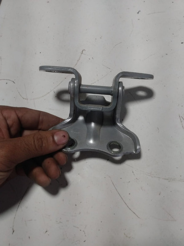 Dobradiça De Cima Porta Traseira Direita Hyundai Hb20 2015 - Imagem 4