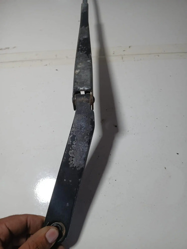 Braço Limpador De Parabrisa Vw Polo 2003-2011 L.d (usado) Direito - Imagem 2