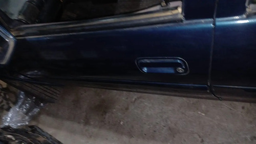 Porta Dianteira Esquerda Corsa Sedan/hatch 1996 A 2010 Lisa Dianteira Esquerdo Verde - Imagem 3