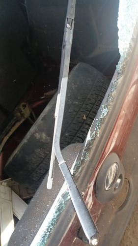 Braço Limpador Traseiro Gm Corsa Hatch 94 A 03 4p (usado) - Imagem 2