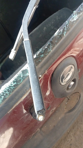 Braço Limpador Traseiro Gm Corsa Hatch 94 A 03 4p (usado) - Imagem 3