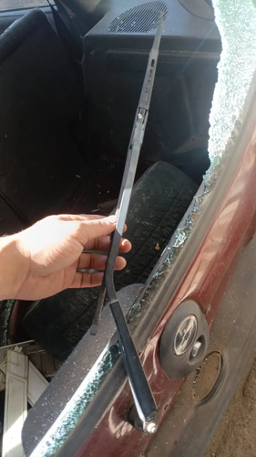 Braço Limpador Traseiro Gm Corsa Hatch 94 A 03 4p (usado) - Imagem 4
