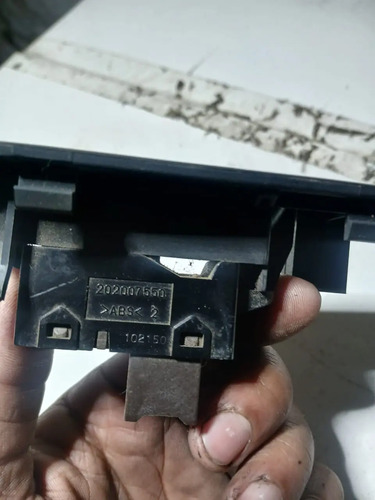Botao C/moldura Vidro Eletrico Traseiro Esquerdo Cerato 2011 - Imagem 3