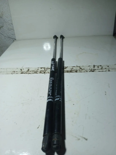 Par Elevador Tampa Traseira Corsa 96 A 2000 (usado)