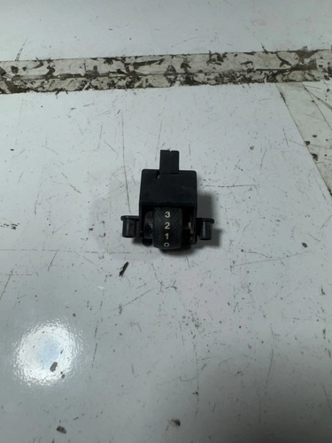 Botão Regulagem Farol Luz Fiat Palio 2000/2008 (usado) - Imagem 2