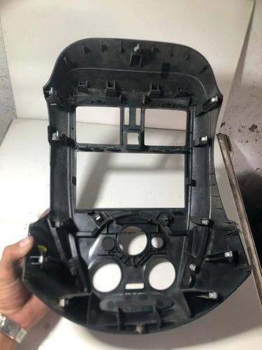 Moldura Acabamento Central Painel Nissan Versa 2018 A 2020. Preto Listras - Imagem 5