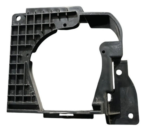 Suporte Moldura Farol Milha Esquerdo Novo Palio 2012/2017 Preto Esquerdo - Imagem 2