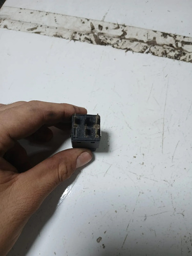 Botão Farol De Milha Gm Corsa 1994 A 2002 Original - Imagem 2