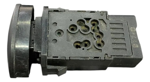 Botão Pisca Alerta Cherry Qq 2011 2015 Original Preto - Imagem 5