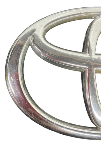 Emblema Grade Dianteira Toyota Hilux 2006 2015 75311-0k010 Cromado - Imagem 5