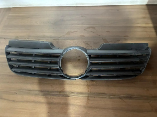 Grade Dianteira Radiador Vw Saveiro Gol 96/06 377853653 Preto Fosco