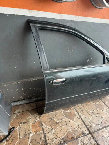 Porta Dianteira Direita Nissan Maxima 1996 Original Dianteira Direito Verde-escuro - Imagem 2
