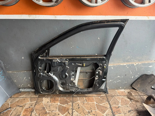 Porta Dianteira Direita Nissan Maxima 1996 Original Dianteira Direito Verde-escuro - Imagem 4