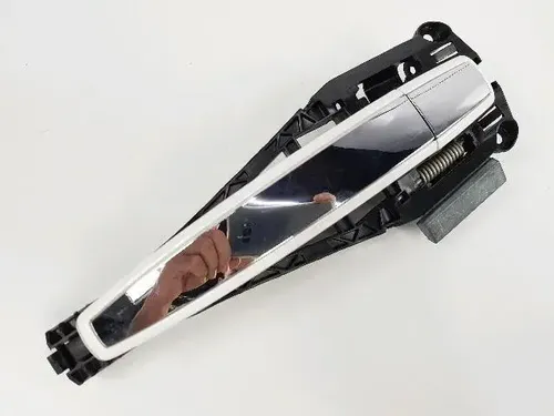 Maçaneta Externa Direita Trailblazer 2.8 Ltz 2020 Branco