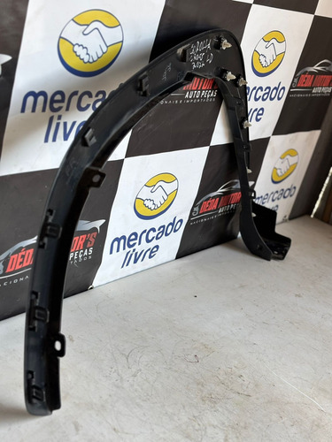 Moldura Do Paralama Direito Corolla Cross 2022 Usado Detalhe - Imagem 5