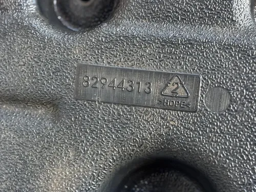 Reservatorio Climatizador Volvo Vm 270 2015 Detalhe - Imagem 7