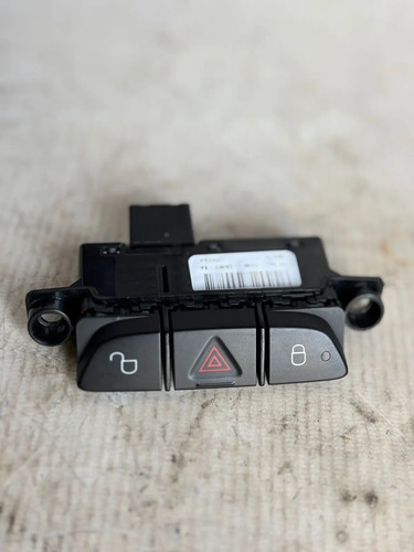 Botão Pisca Alerta Travas Ford Ka+ 2015 Usado Original Preto - Imagem 2