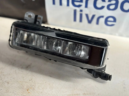 Farol Milha Led Lado Direito Bmw 320i 2022 Usado Com Detalhe Branco - Imagem 3