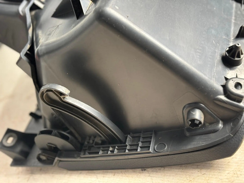Porta Luvas Volkswagen Saveiro Cross 2020 Usado Original - Imagem 7