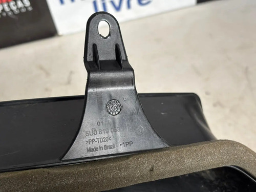 Moldura Acabamento Duto Ar Vw Saveiro Cross 2020 Usado Preto - Imagem 6