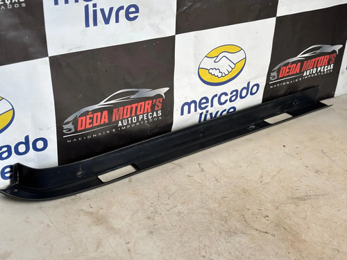Friso Moldura Caçamba Le Vw Saveiro Cross 2020 Usado Orignal Preto - Imagem 5