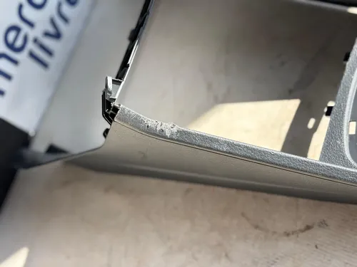 Acabamento Console Central Vw Saveiro Cross 2020 Usado - Imagem 3