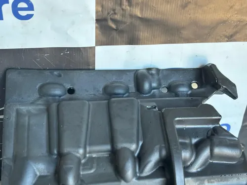 Tampa Motor Espuma Anti Ruido Fiat Toro 1.3 2023 Usado - Imagem 4