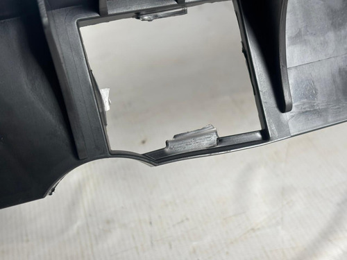 Suporte Parachoque Traseiro Audi Q3 2024 Usado Detalhes - Imagem 8