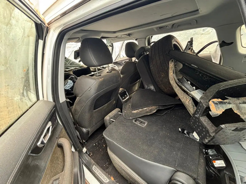 Lanterna Esquerda Chery Tiggo 8 Turbo Gdi 2024 Usado Esquerdo/motorista Vermelho - Imagem 8