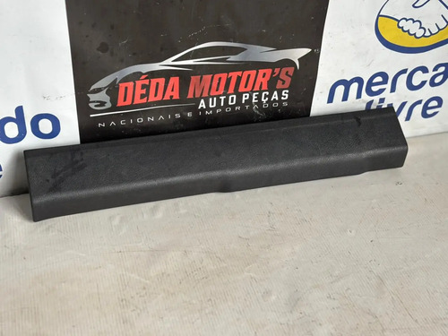 Soleira Interna Porta Dianteiro Direito Ford Ka 2015 Usado Preto - Imagem 2