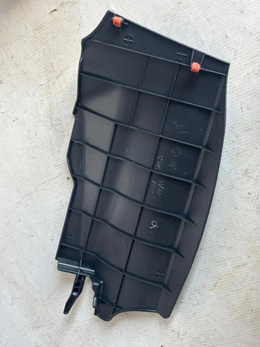 Acabamento Moldura Direito Console Toyota Corolla 2023 Usado - Imagem 3