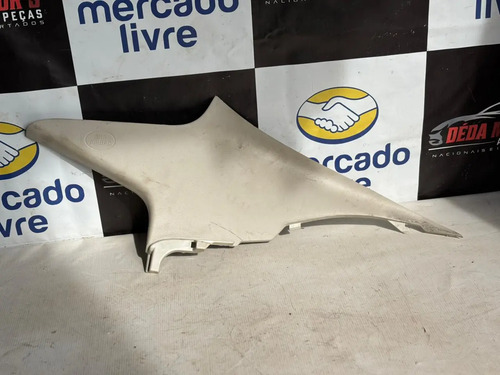 Acabamento Coluna Tras Dir Toyota Corolla 2023 Usado - Imagem 2