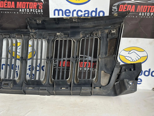 Grade Jeep Grand Cherokee 2012 Original Usado Com Detalhes Preto Brilhante - Imagem 8