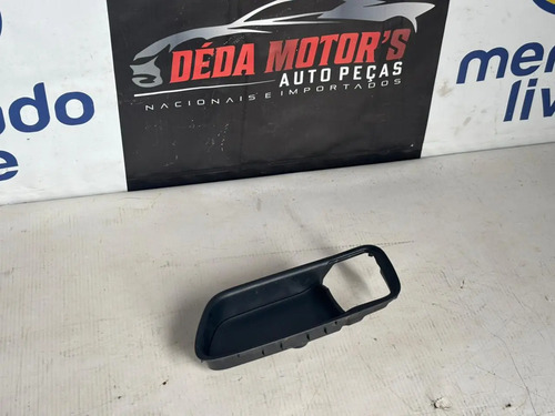 Moldura Maçaneta Interna Diant Esq Toyota Corolla 2023 Usado Preto Dianteira - Imagem 2