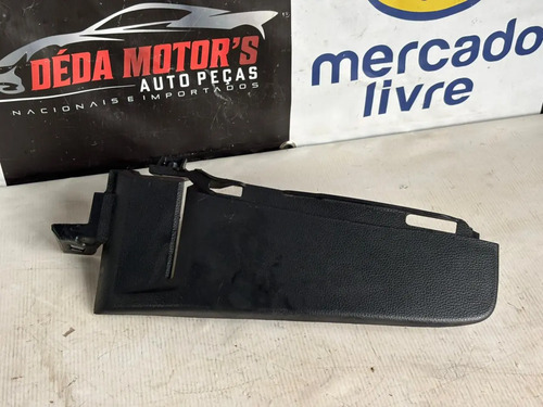 Acabamento Banco Traseiro Direito Toyota Corolla 2023 Usado Preto - Imagem 2