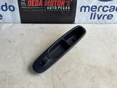 Botão Vidro Dianteiro Direito Fiat Uno 2020 Usado - Imagem 2