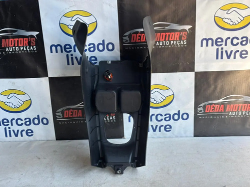 Console Central Fiat Uno 2020 Usado - Imagem 3