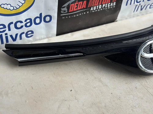 Grade Dianteira Radiador Toyota Rav4 2018 Usado Preto Brilhante - Imagem 3