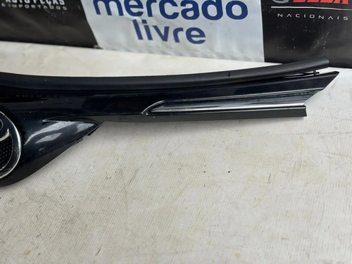 Grade Dianteira Radiador Toyota Rav4 2018 Usado Preto Brilhante - Imagem 5