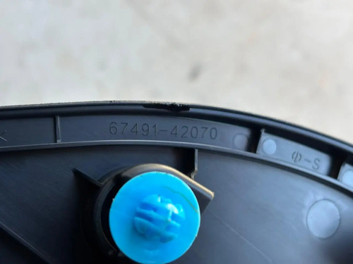 Acabamento Interno Dir Do Retrovisor Toyota Rav4 2018 Usado Preto - Imagem 5