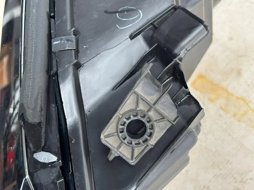 Farol Esquerdo Honda City 2023 Detalhe Usado Direito/passageiro - Imagem 3