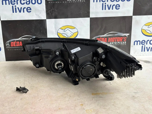 Farol Esquerdo Honda City 2023 Detalhe Usado Direito/passageiro - Imagem 4