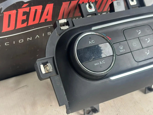 Comando Ar Digital Fiat Cronos 2019 Detalhe Usado - Imagem 3