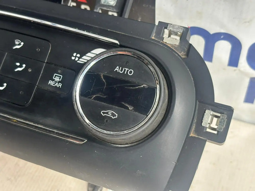 Comando Ar Digital Fiat Cronos 2019 Detalhe Usado - Imagem 4