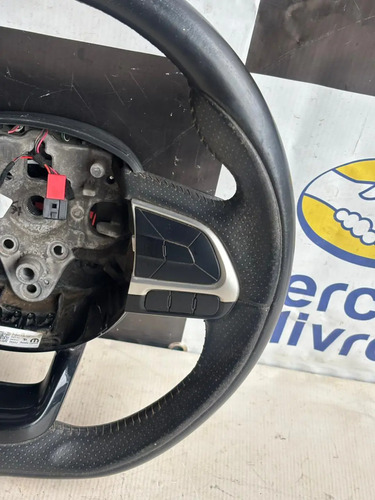Volante De Direção Com Comandos Fiat Cronos 2019 Usado Preto - Imagem 4
